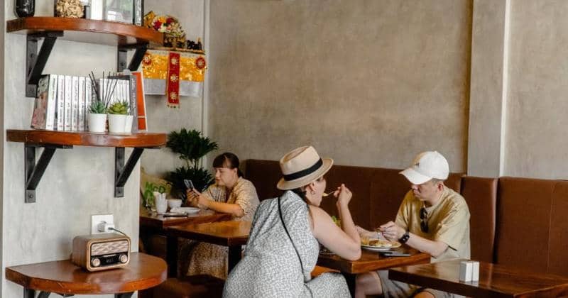 Cafe Gamye: Santai di Nusa Sejati dengan Kopi Segar
